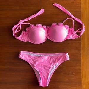Barbie Vibes Pink Floral Bikini Set - Versatile Straps, Beach-Ready!
